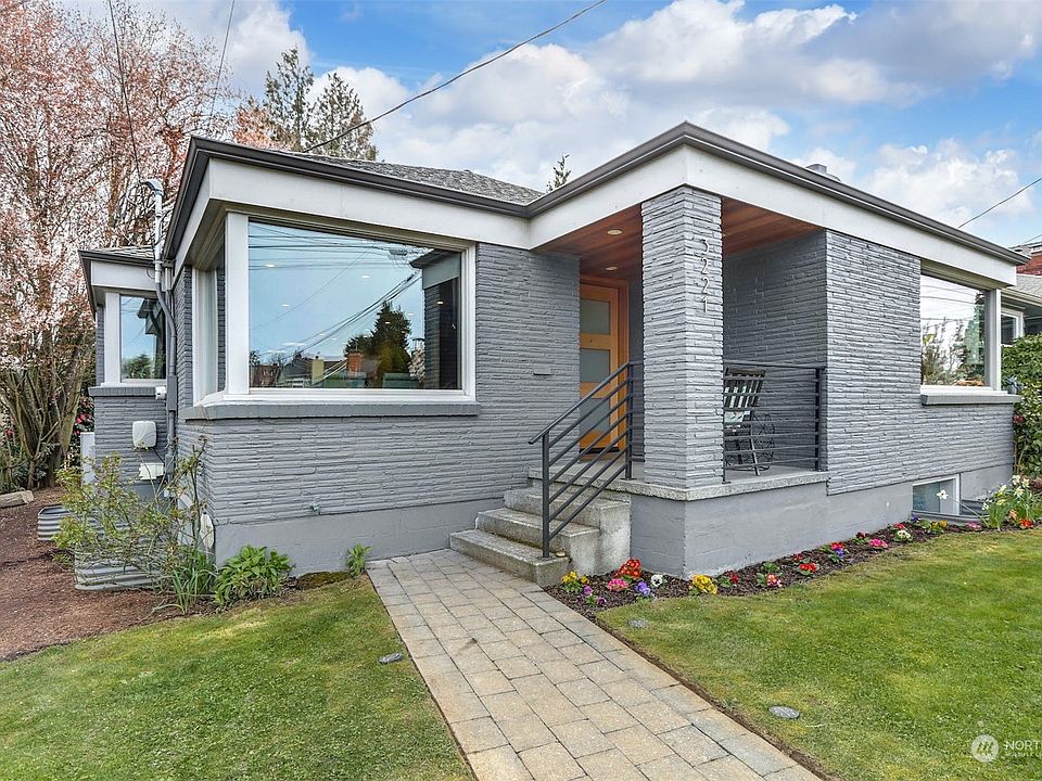 Located on a quiet street just one block from Sunset Hill Park.>
