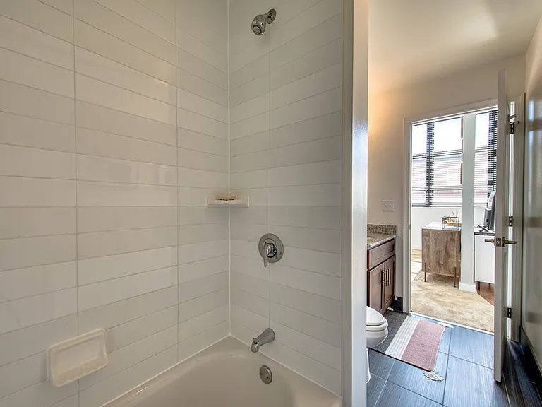 101 S Ellwood Ave — Photo 7