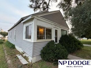 1430 Lincoln St, Blair, NE 68008