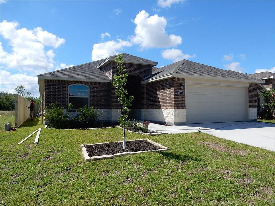 1st image of 7337 Clapton Dr