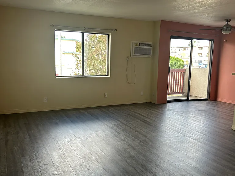 20234 Cantara St #240 — Photo 2
