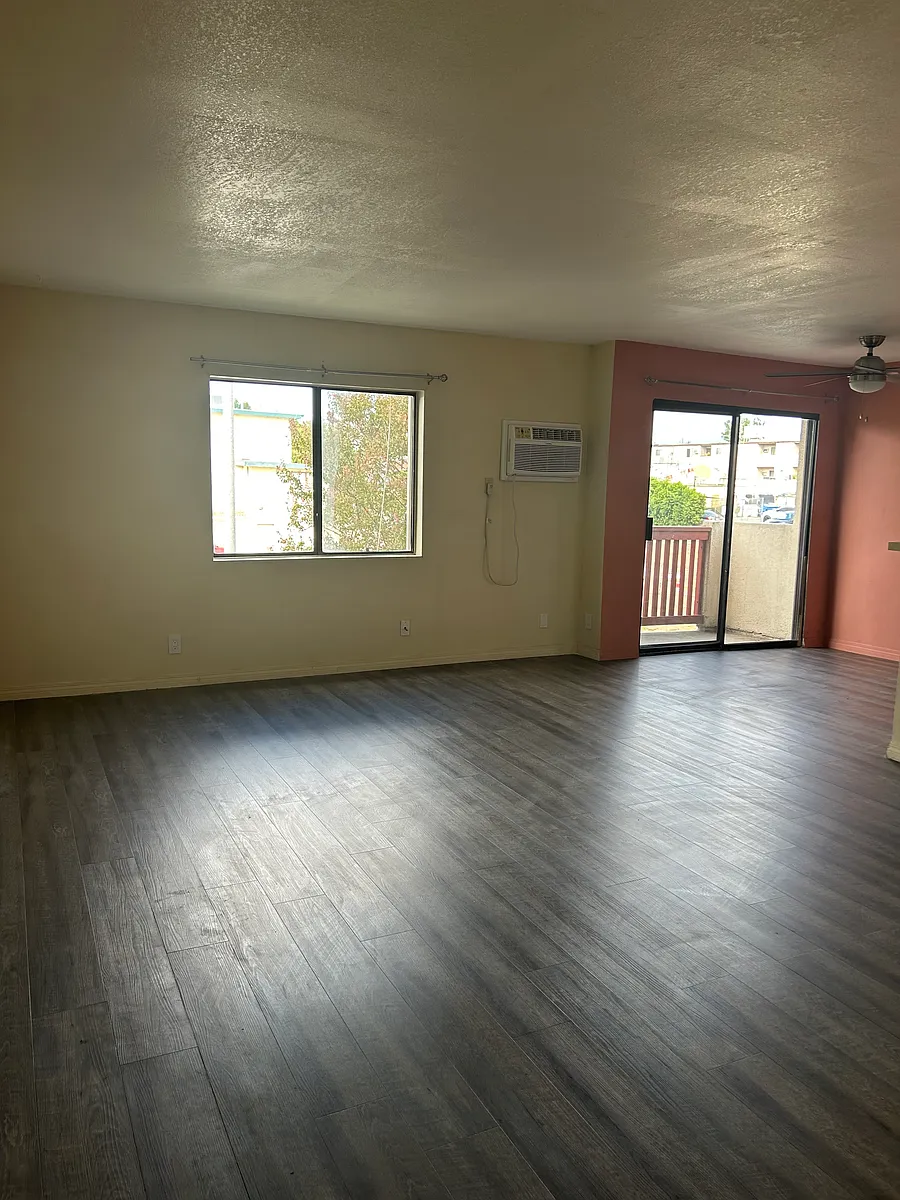 Building Photo - 20234 Cantara St #240