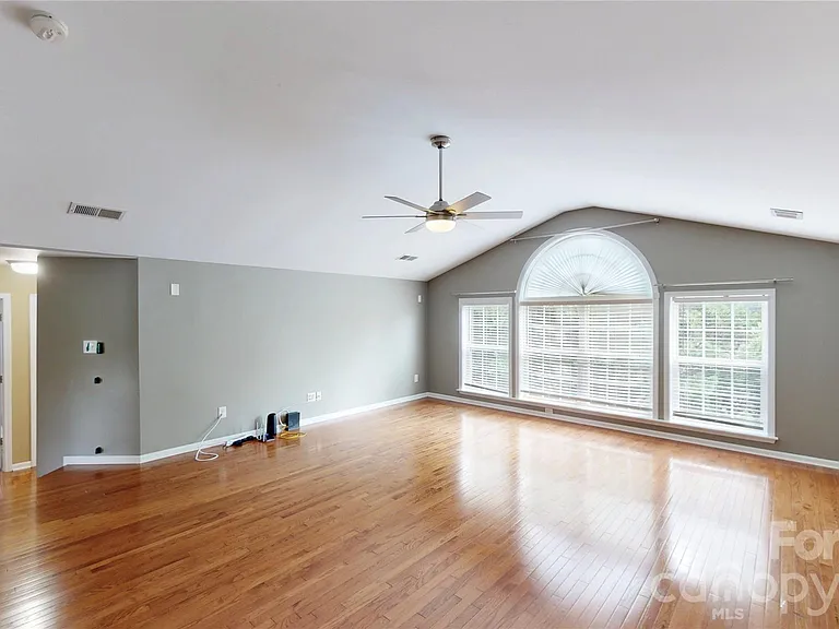 1505 Aringill Ln — Photo 36