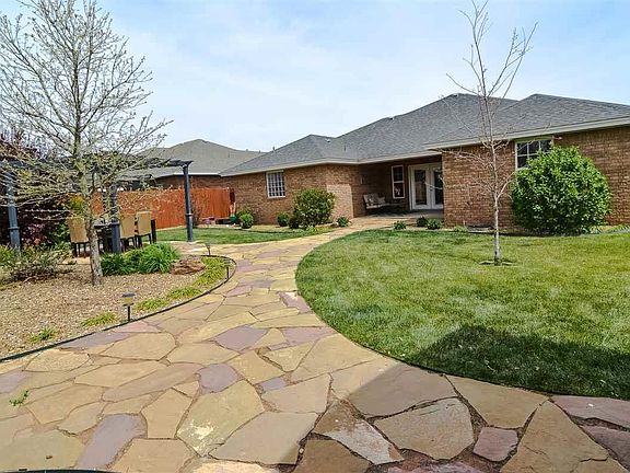 2nd image of 4304 Sandstone Dr