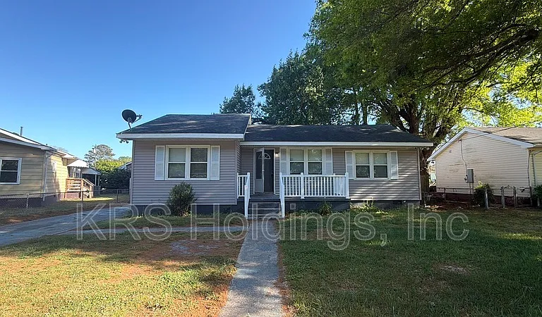 903 Freedom Ave — Photo 1
