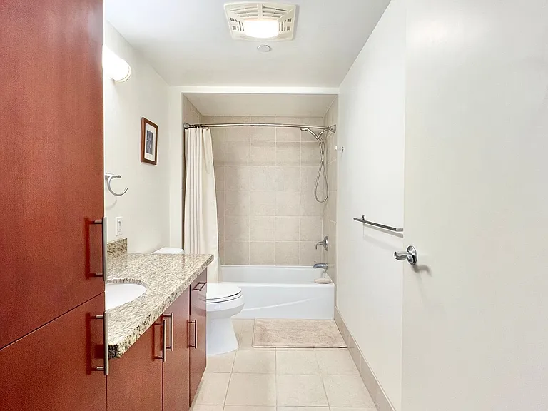 909 Kapiolani Blvd #1601 — Photo 26