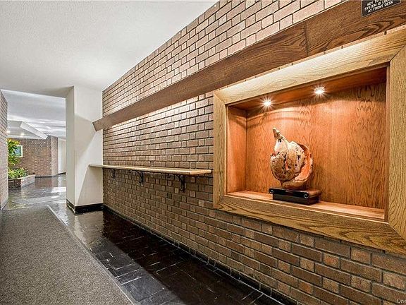 4th image of 4455 Douglas Ave APT 11A