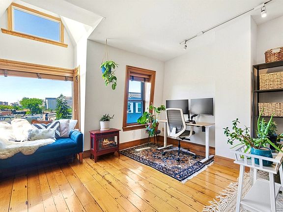 2nd image of 43 Russell St #3