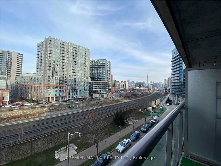 38 Joe Shuster Way #620 — Photo 8