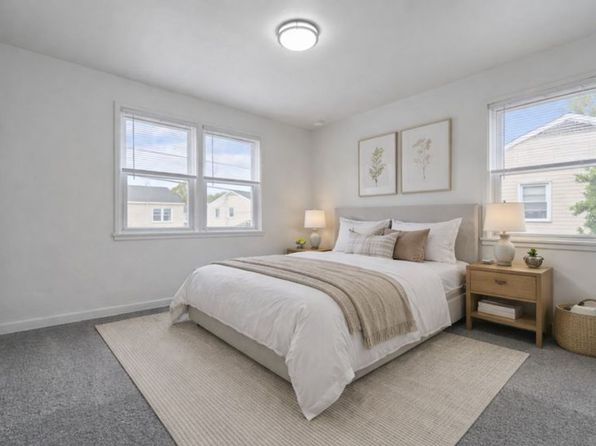 2 Midland Heights Cir APT C