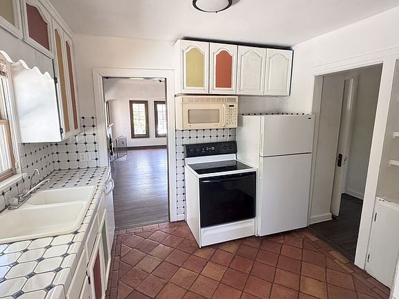 4th image of 265 E Herbert Ave