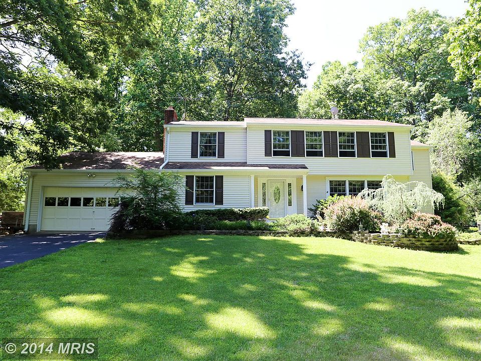 1st image of 11947 Goodwood Dr