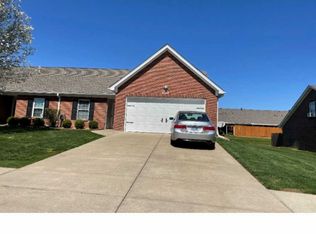 12446 Spring Trace Ct, Louisville, KY 40229