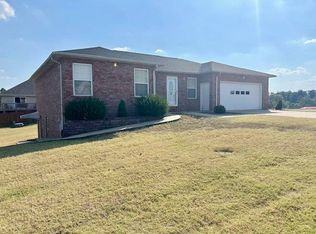 2501 Diana Dr, Jackson, MO 63755