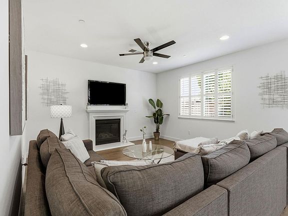 5th image of 283 Windsong Way