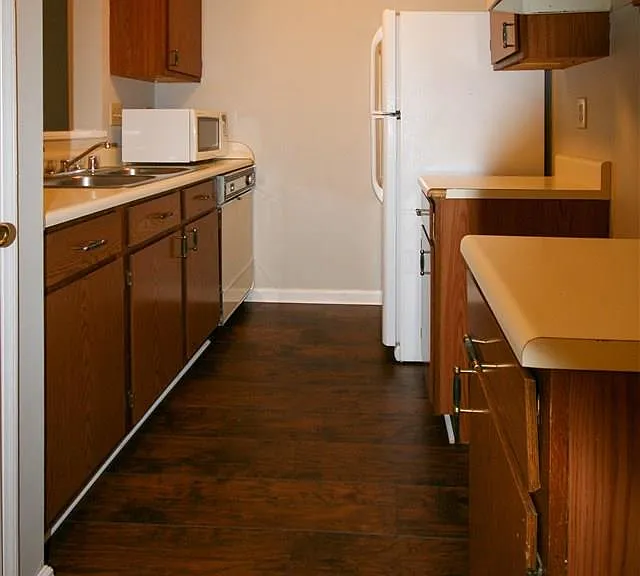 104 Westscott Dr #B — Photo 7