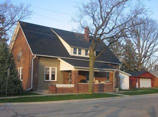 301 E Madison St, Morton, IL