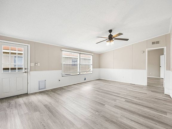 3rd image of 11040 Richardo Ln