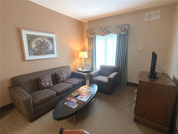 4th image of 8303 Palm Pkwy #308