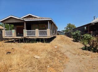 12641 W G St, Biola, CA 93606