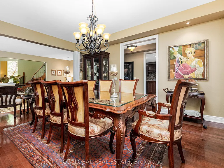 2395 Lyndhurst Dr — Photo 20