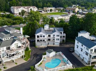 8672 Ellenwood Estates Dr #15, Montague, MI 49437