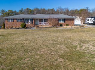 1567 Laurel Hills Cir, Jefferson City, TN 37760