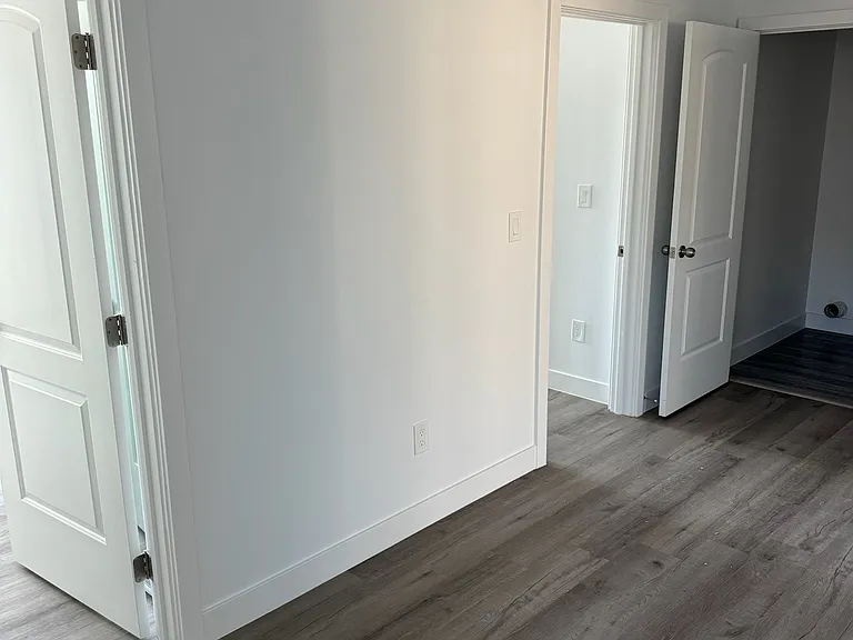 1118 N Flint Ave — Photo 7