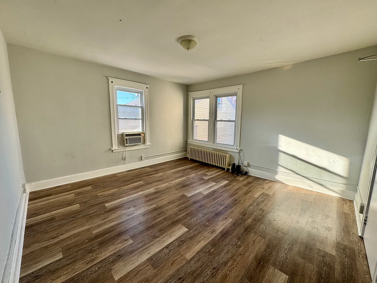 1 bed, 650 sqft, $1,550 — Photo 2