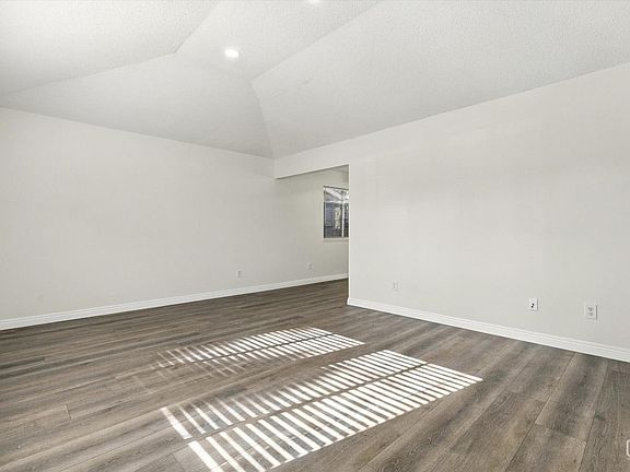 4th image of 6808 Lafayette Way