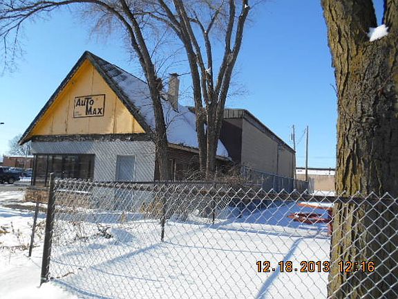 4th image of 102 W Norris Dr