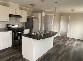 375 Sapphire Cir, Dubuque, IA 52001