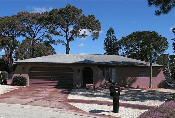 3rd image of 5872 Ginsberg Ct