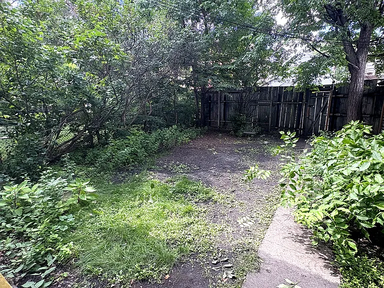 3118 W Palmer Sq #2R — Photo 9