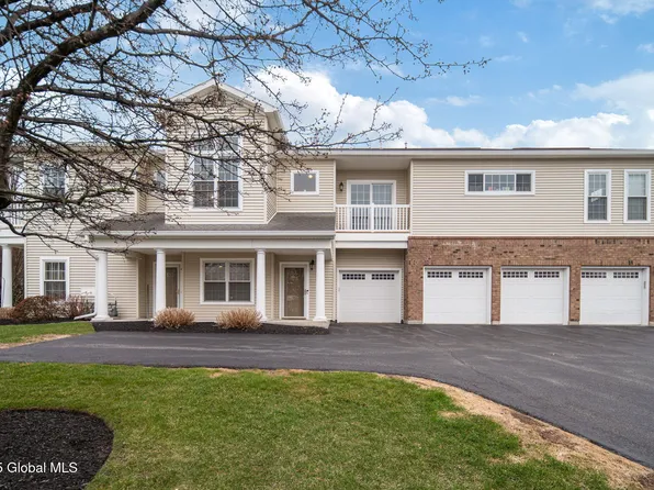 805 Vly Pointe Drive, Niskayuna, NY 12309