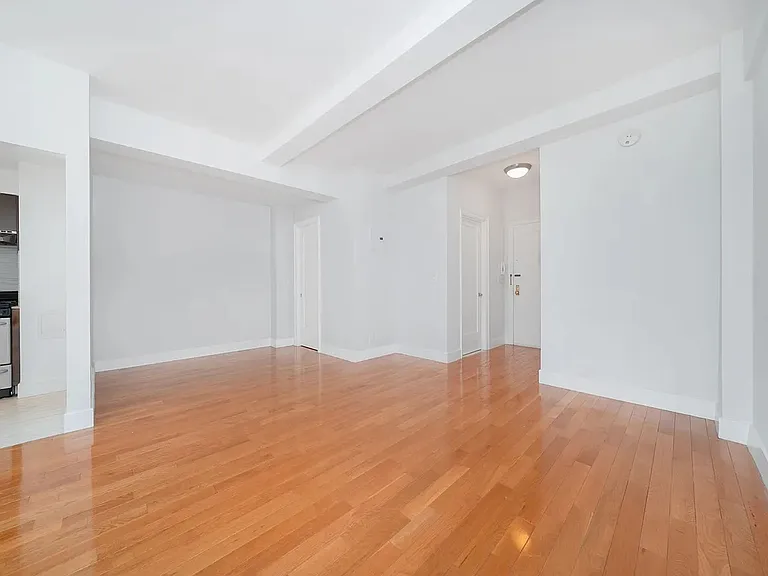 400 E 57th St #3DH — Photo 5