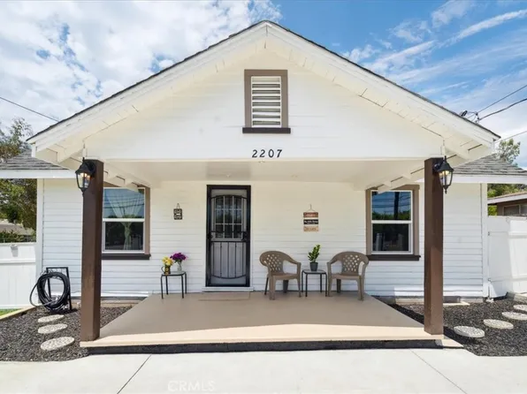 2207 Mentone Blvd, Mentone, CA 92359