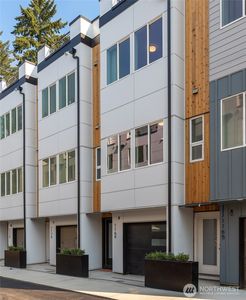 1183 129th Court NE, Bellevue, WA, 98005