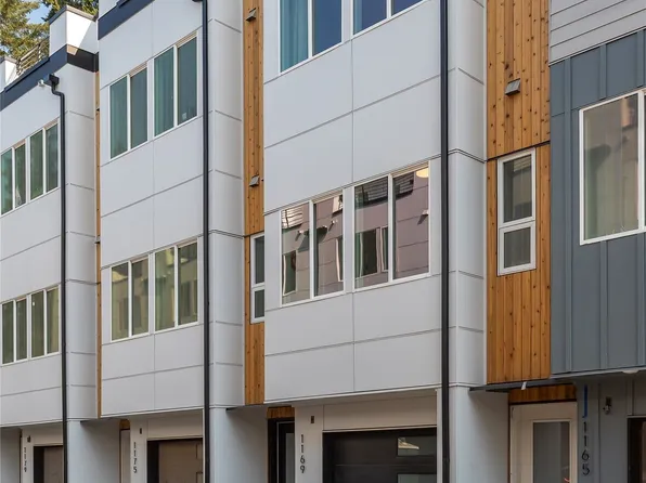 1183 129th Court NE, Bellevue, WA 98005