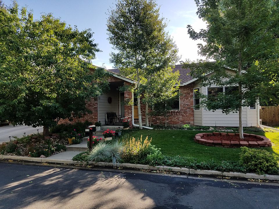 2nd image of 1315 Lodge Ln
