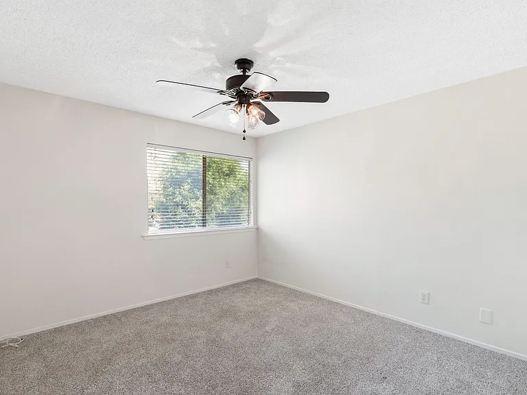 4779 N Cedar Ave #105 — Photo 15