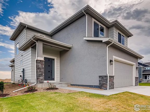2nd image of 1857 Castle Hill Dr