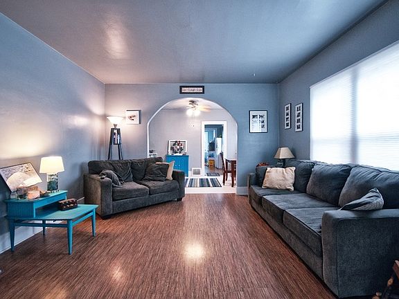 4th image of 122 Gage Ave