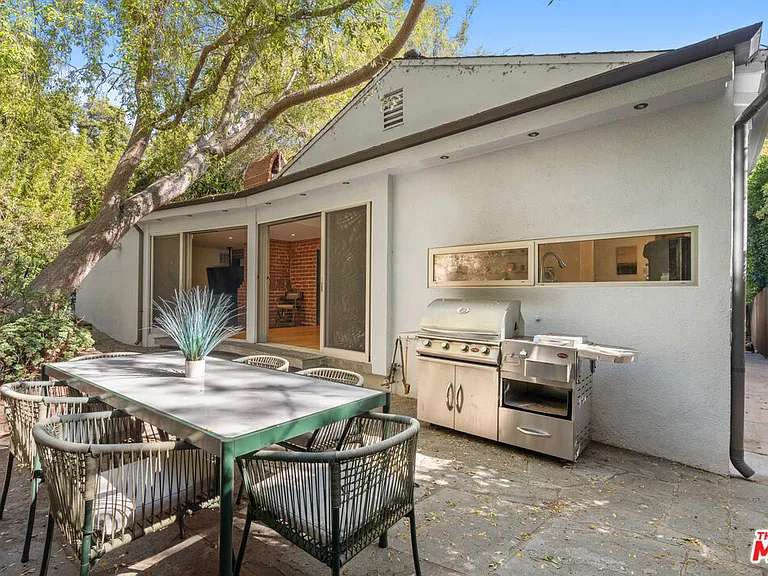 1853 Nichols Canyon Rd — Photo 26