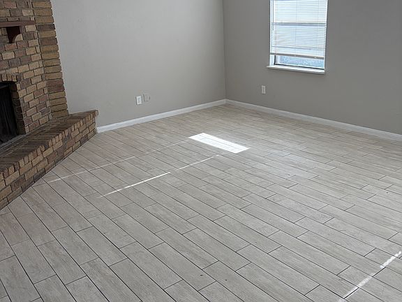 4th image of 6830 Loch Langham Dr
