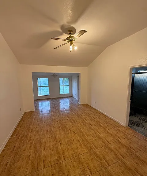 4908 S Clear Creek Rd — Photo 9