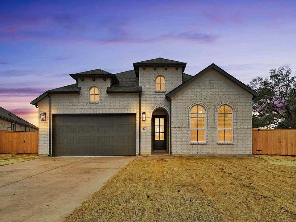 1st image of 124 Roaring River Cir
