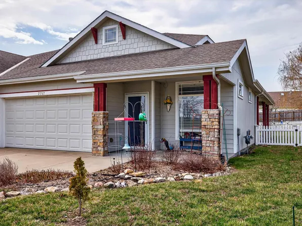 2757 Shadow Ridge Pl, Eudora, KS 66025