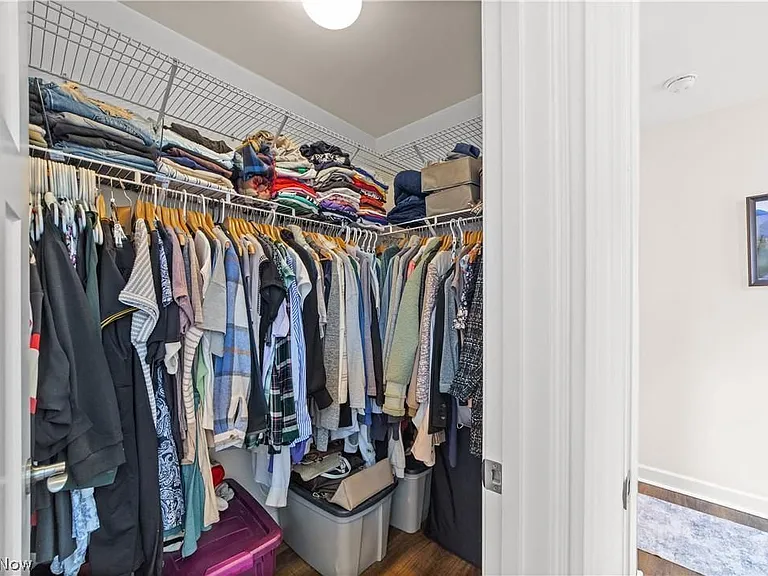 11813 Wade Park Ave — Photo 22