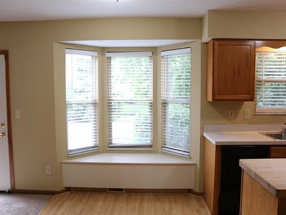 5th image of 3950 Davidson Run Ct